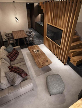 Woodside Duplex Apartment Ski in Ski out with garage